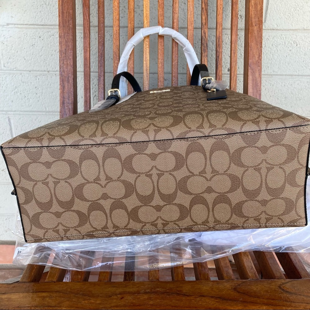 SOLD SOLDSOLD!Coach Signature Mollie Tote Canvas NWT - Picture 5 of 12